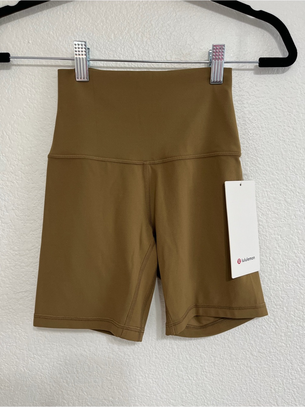 lululemon athletica High-Rise Bike Shorts — Olive/Tan
